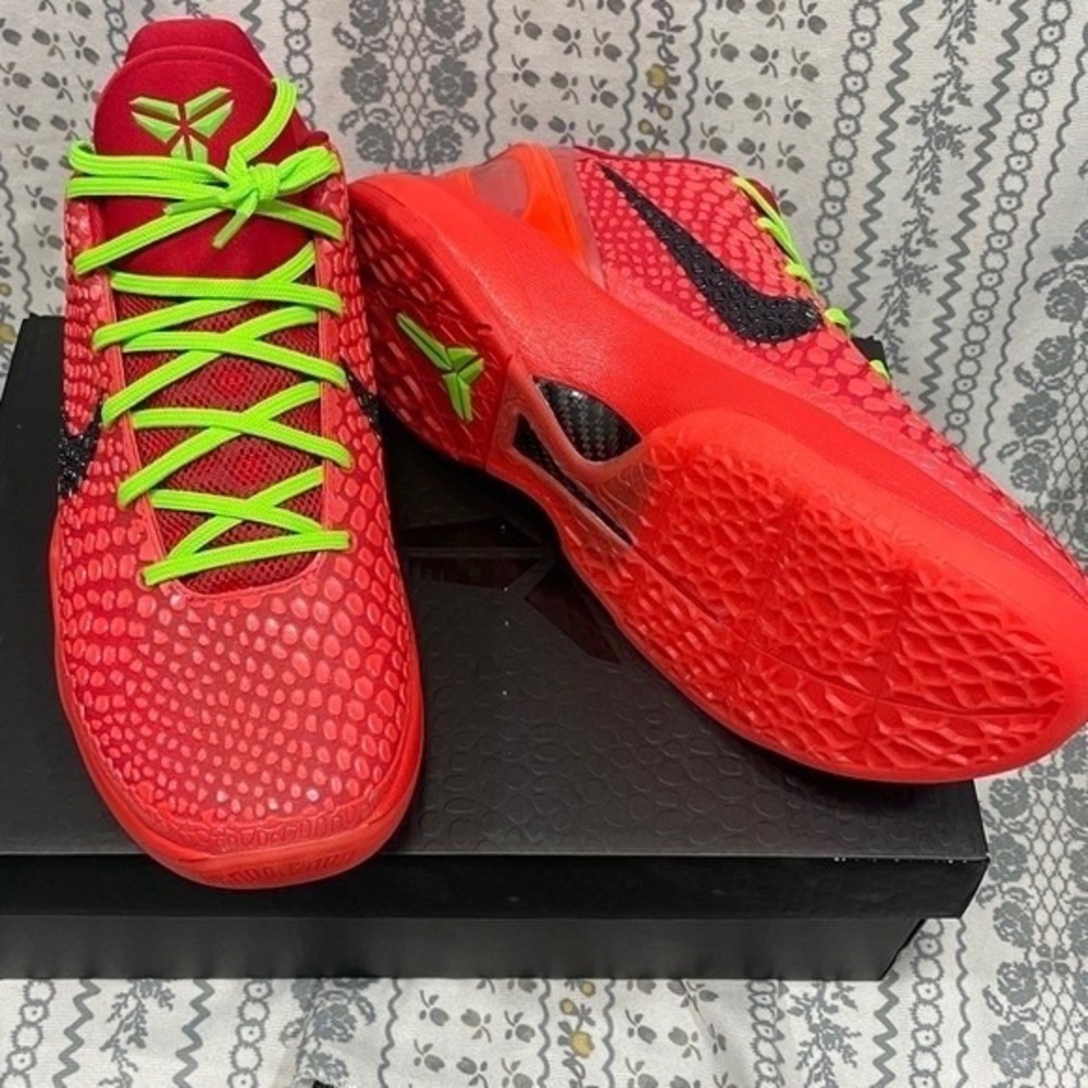 Nike Kobe 6 Protro Reverse Grinch - image 3